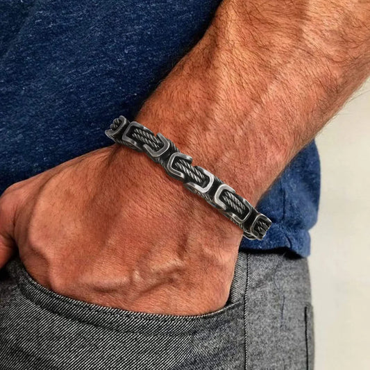 Blacksteel Forged Chain Cuff