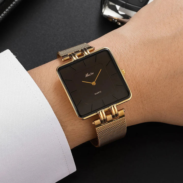 Zalvère Square Watch